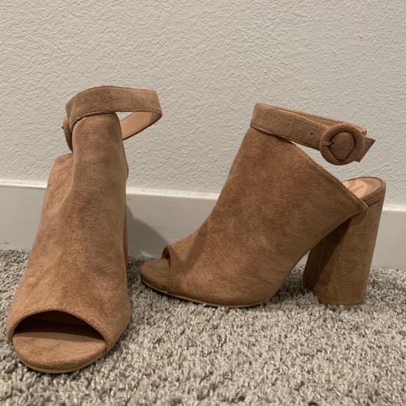 Block heel - Picture 2 of 2